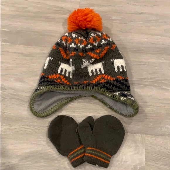 boys hat and mitten set